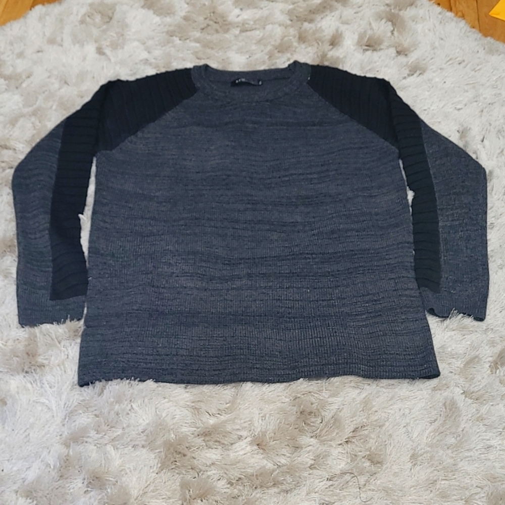 New No tag  Men's  sweater